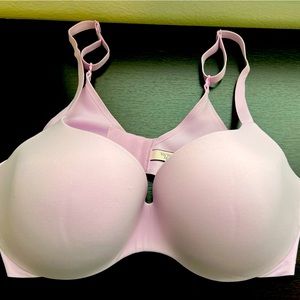 Victoria Secret molded cup bra